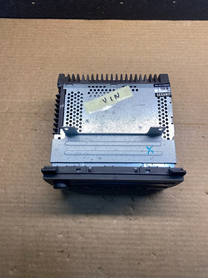 2003 - 2010 Lincoln Town Car AM/FM Radio CD Player af7828 DG3