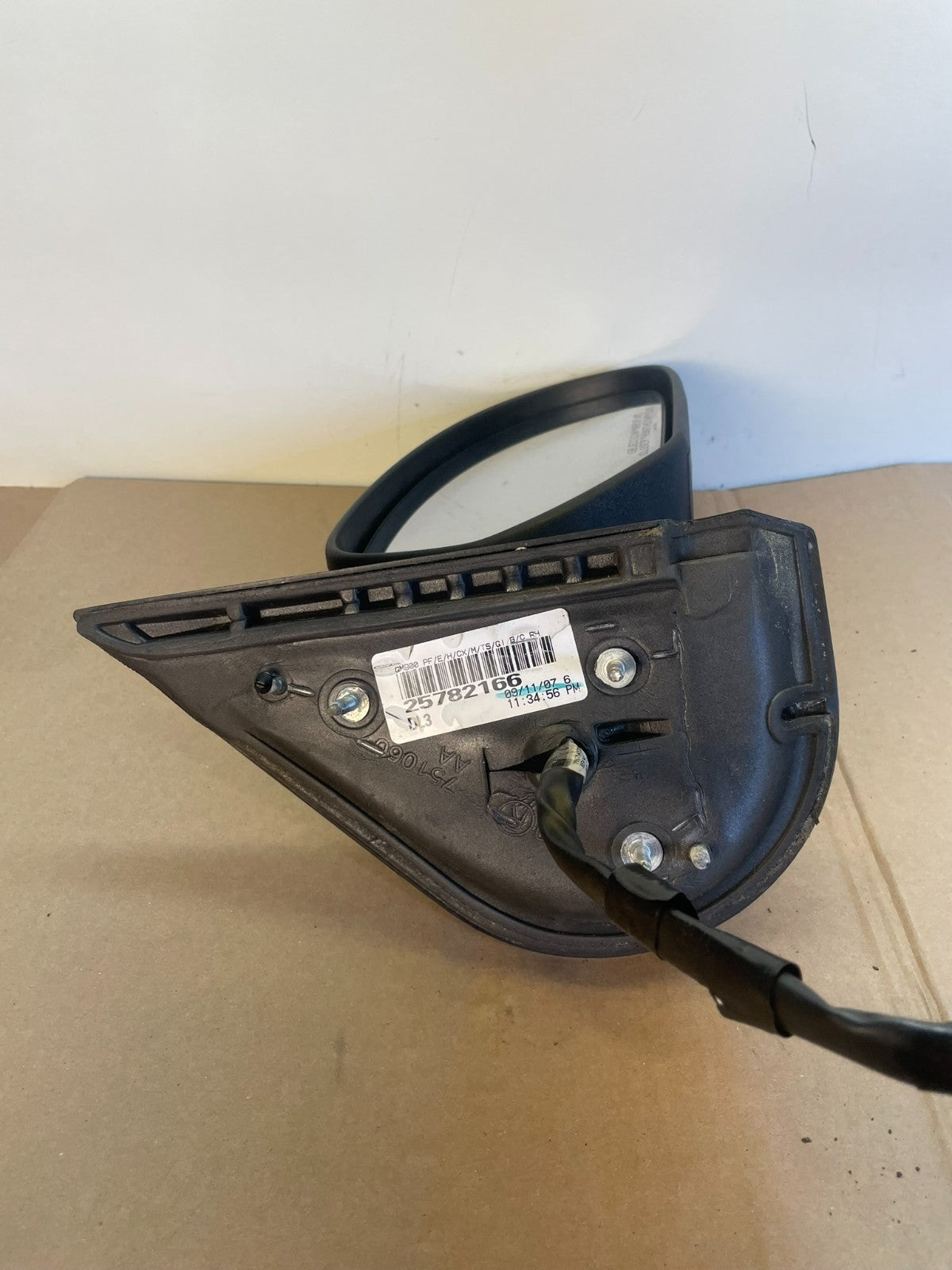 2007-2013 Chevrolet Tahoe Silverado Suburban Right Turn Signal Mirror AG7800 DW4