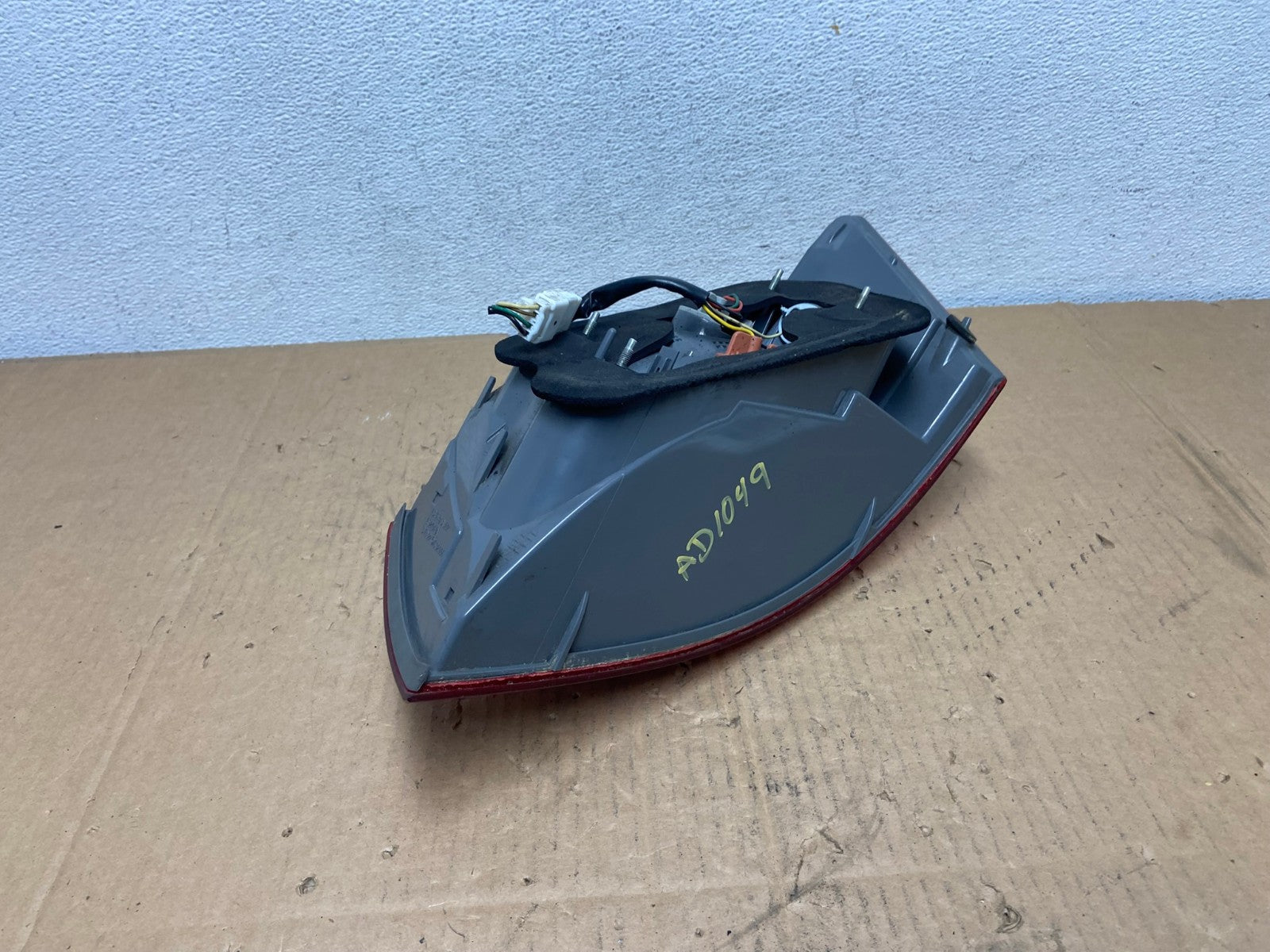 2009 to 2010 Hyundai Sonata Left Driver Lh Side Tail Light AD1049 LK5