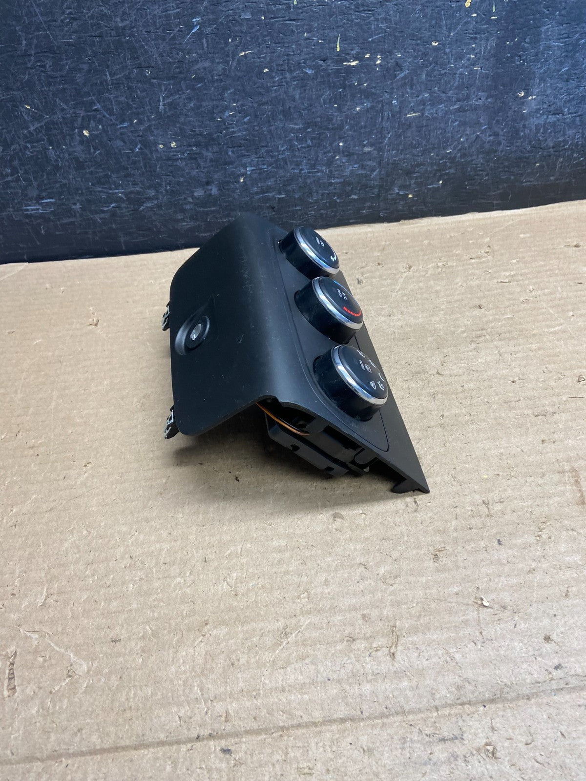 2011-2014 Chrysler 200 Heater AC Climate Switch Temperature Control OE ah3943 DG2