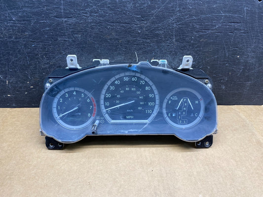 2004 2005 Toyota Sienna Speedometer Cluster Gauge AH7158 DG0