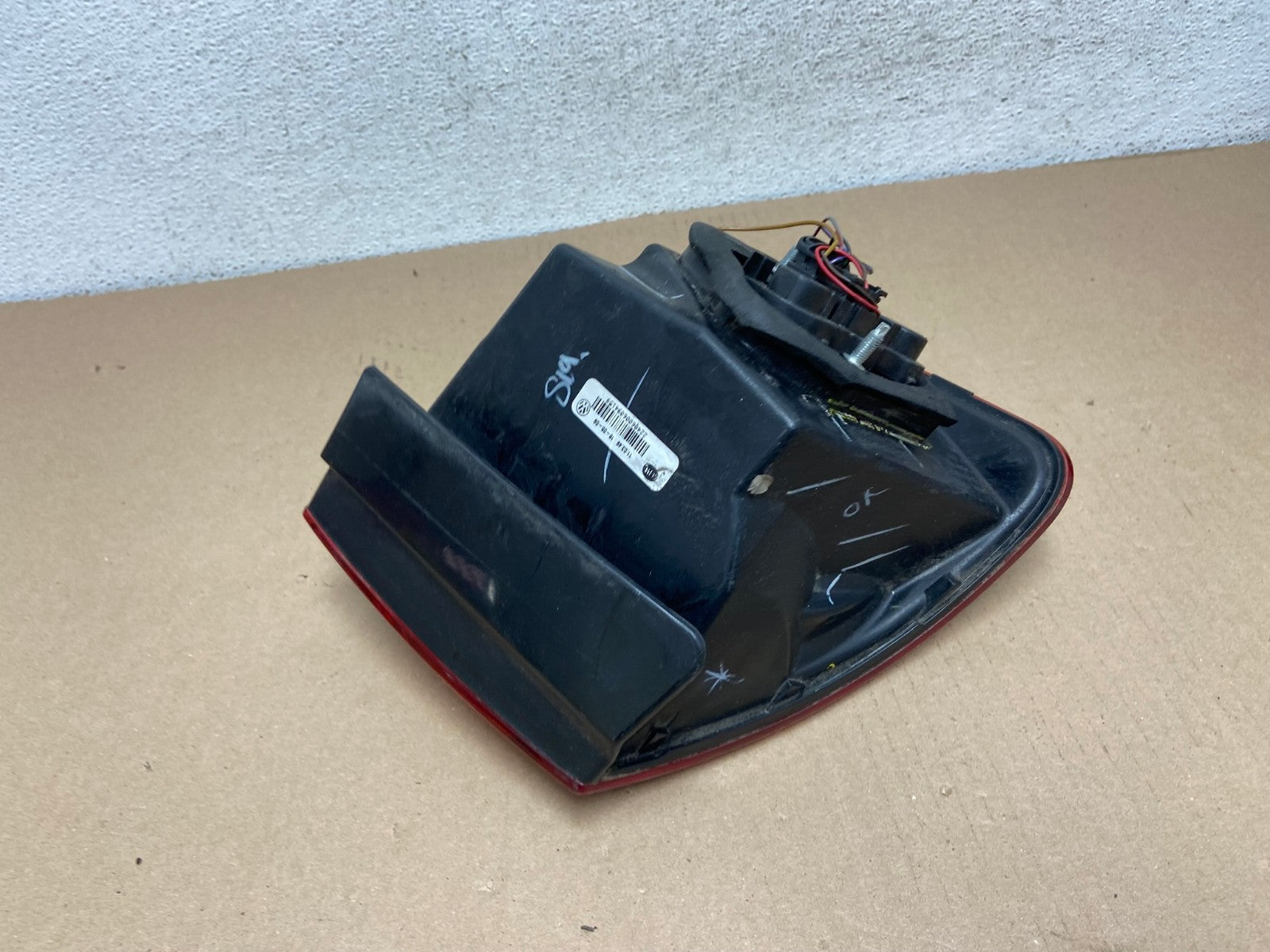 2008 2009 2010 Volkswagen Jetta Right Passenger RH Side Tail Light AF3007 LK6