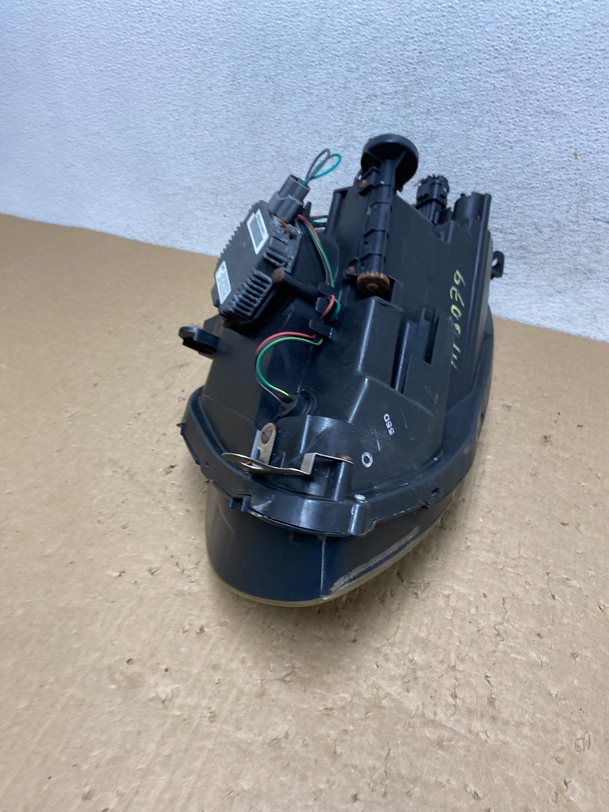2005-2006 Infiniti G35 Sedan Left Driver Xenon Hid Headlight AF8079 DW7