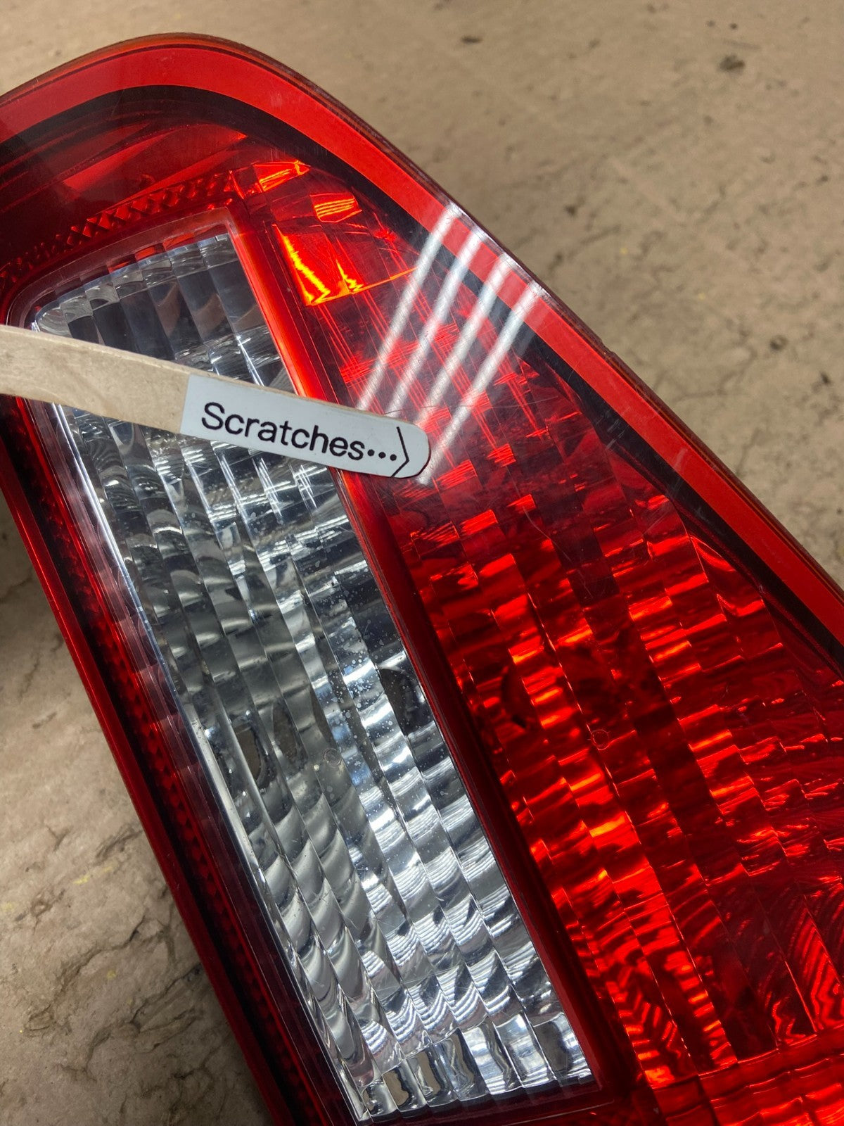2008 to 2014 Subaru Tribeca Right Passenger RH Tail Light Inner Oem Y4878 DW3
