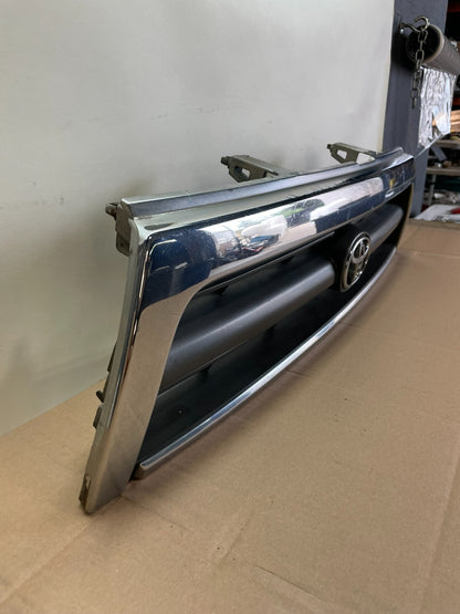 1996 1997 1998 Toyota 4Runner Front Upper Grill Grille AH0516 DG2