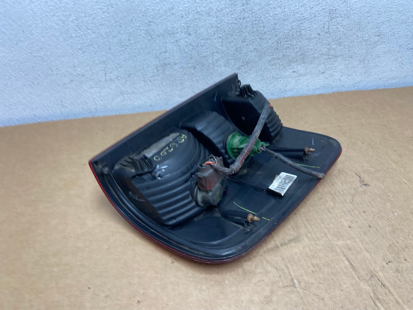 2004 to 2008 Ford F150 F-150 Right Passenger RH Side Tail Light AD6200 LK3