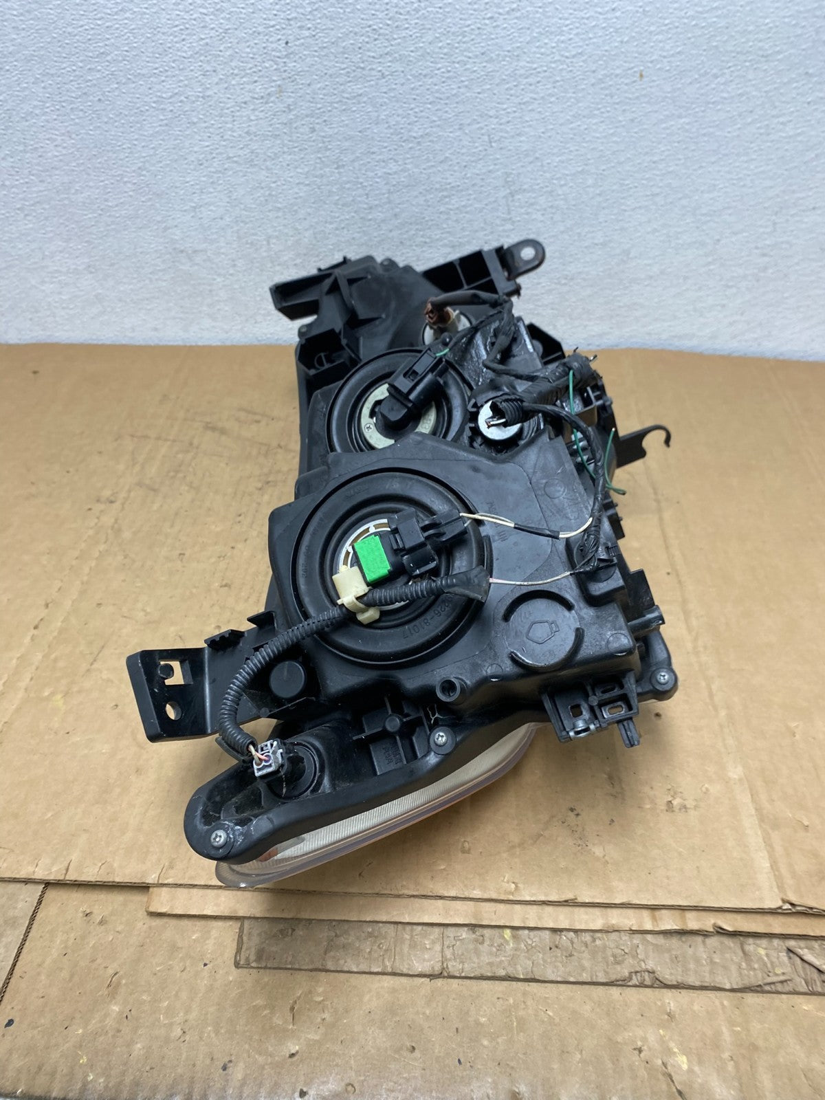 2012 to 2017 Nissan Quest Left Driver LH Side Headlight Halogen AC8560 DW8
