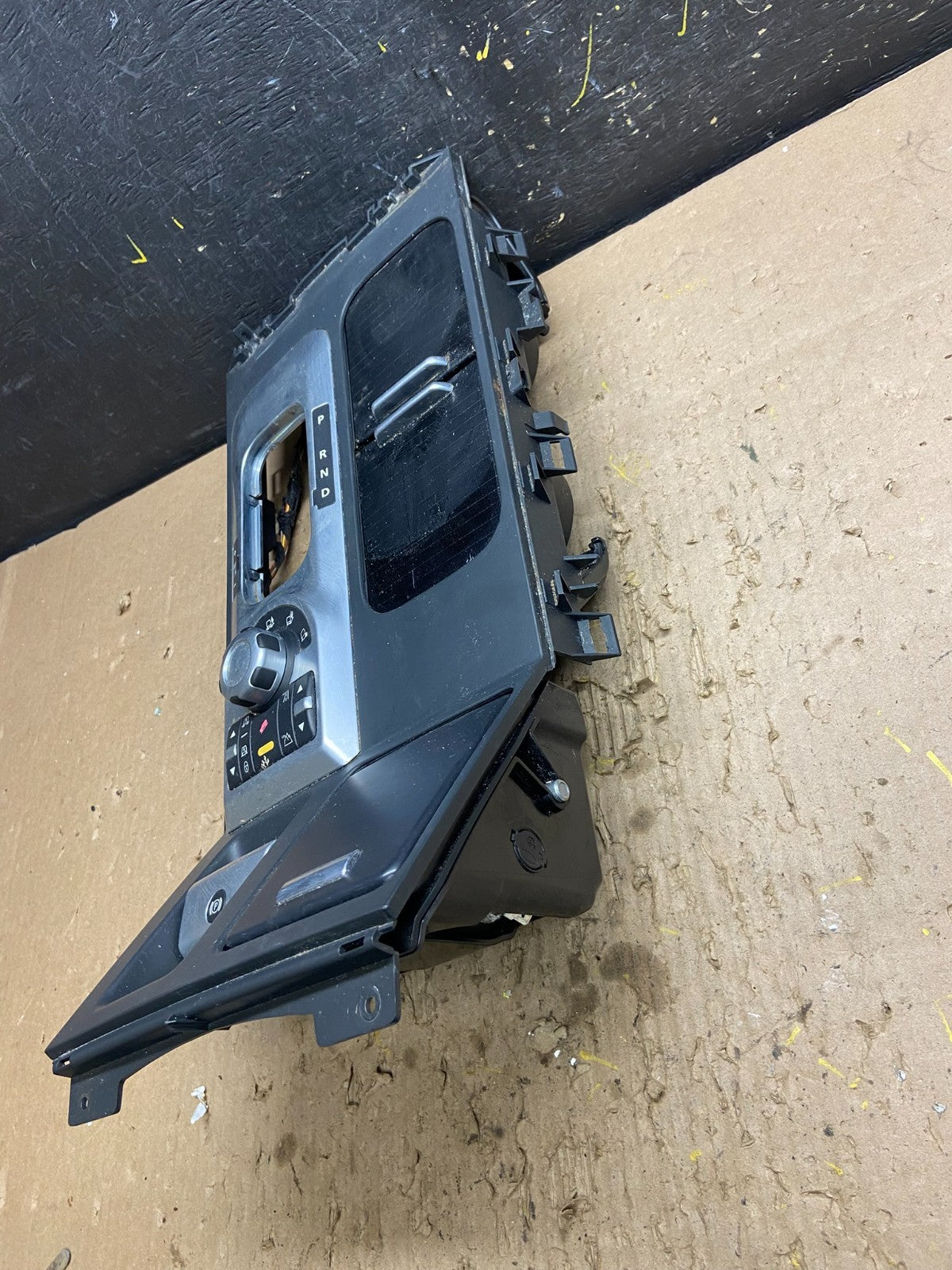2007 to 2012 Land Range Rover Center Console Terrain Shifter Bezel t8779 DG2