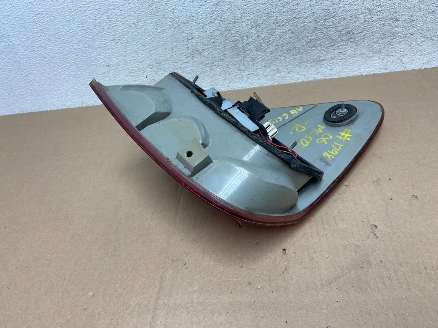 2006 - 2008 Mercedes ML 350 Ml-Class Right Passenger Tail Light DEPO AG6615 DW5