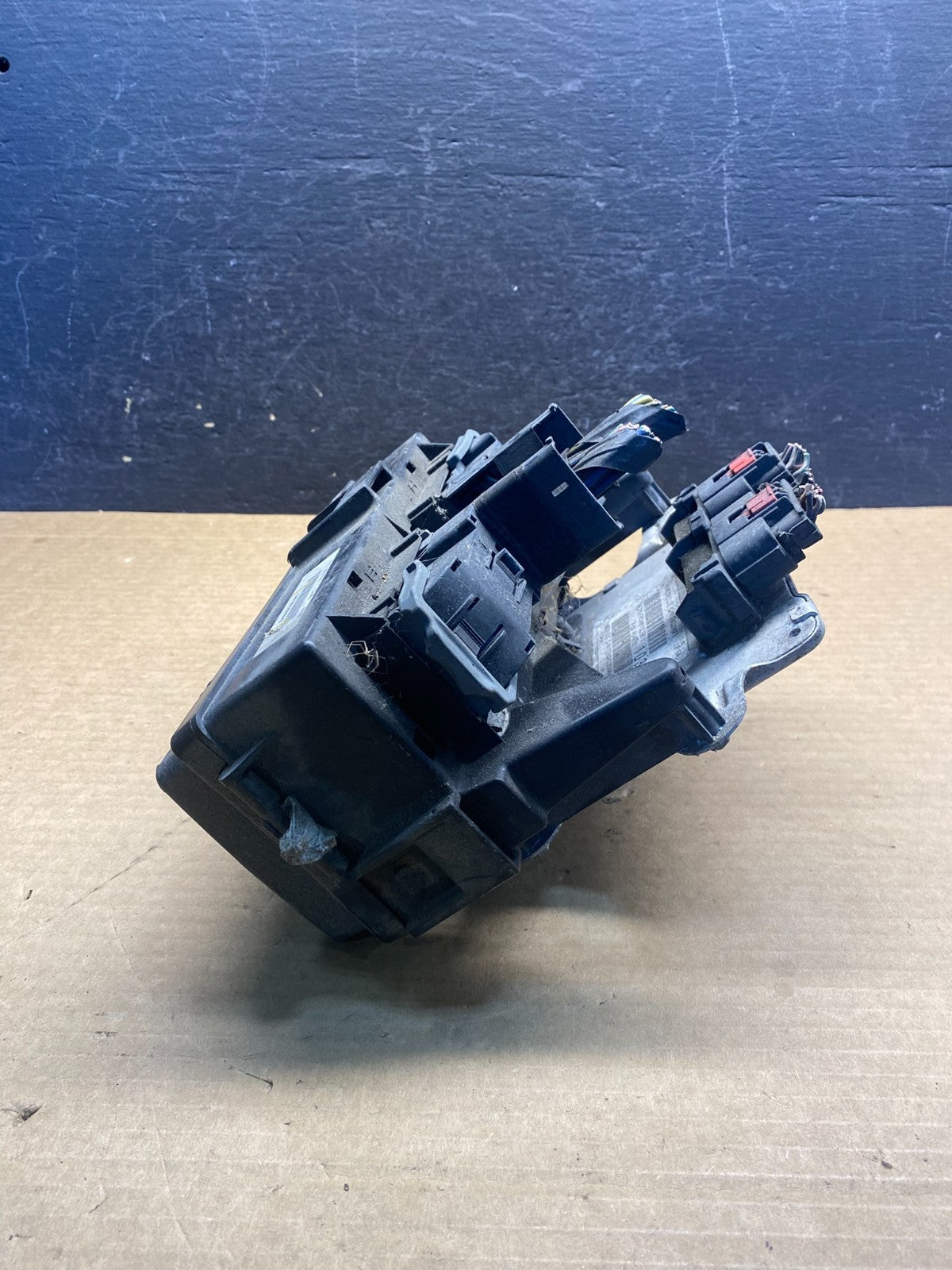 2007 2009 Dodge Durango Fusebox Fuse Box Body BCM Module 04692097AC AF4123 DW3