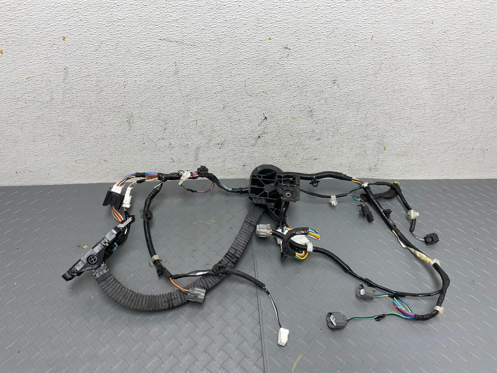 2011-2017 Nissan Quest Driver Side Sliding Door Wiring Harness Lower Sub A20770