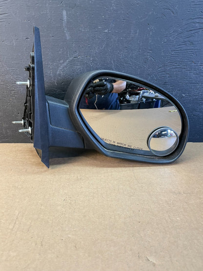 2007 - 2013 Chevrolet Silverado Sierra Right Passenger Side Mirror AC9992 DG7