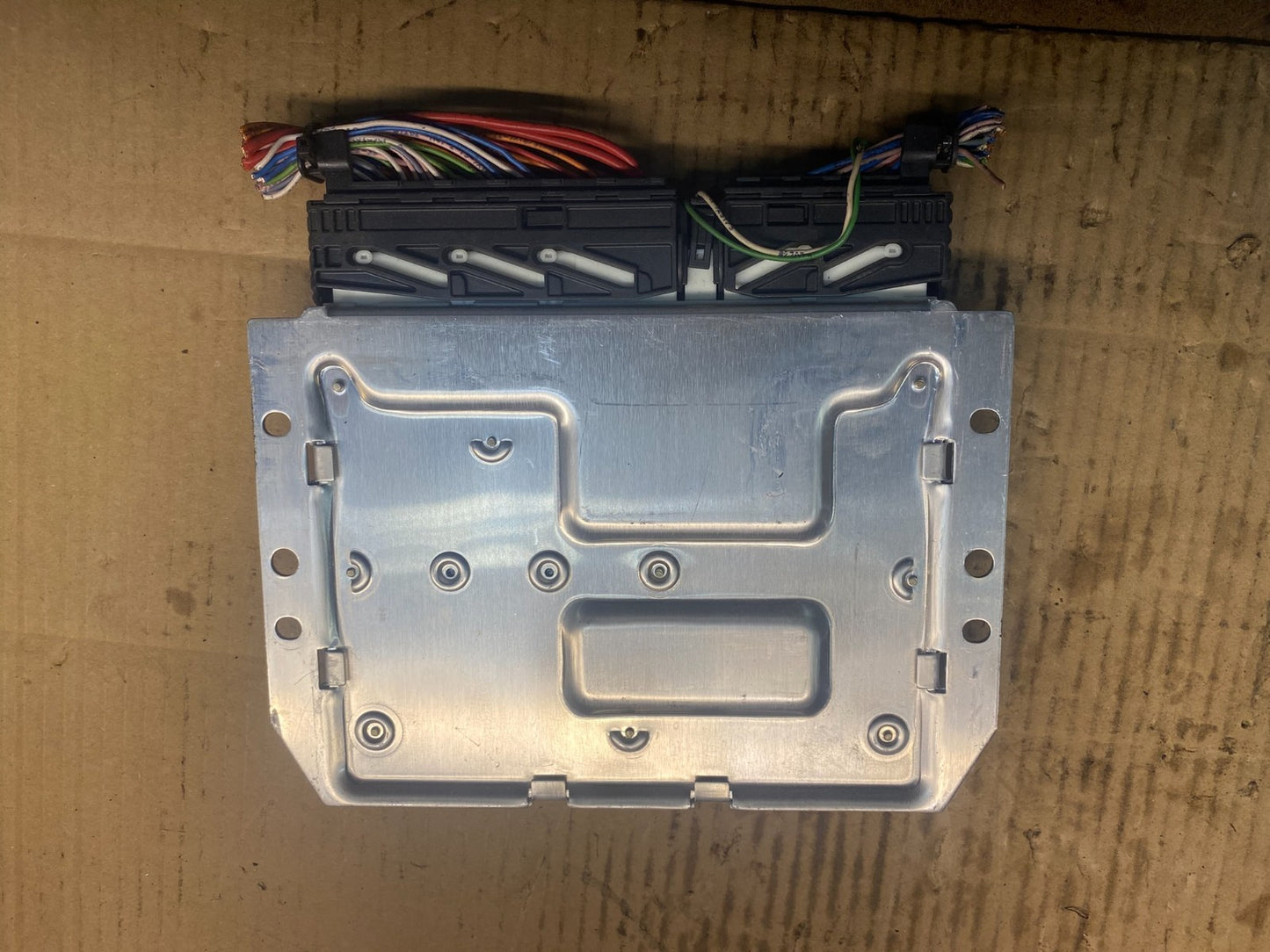 2000 to 2003 Mercedes ML-Class ML320 ABS Control Module 1635458032 AD0495 DG1