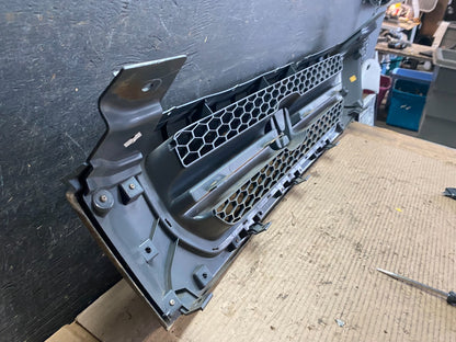 2003 2004 2005 Honda Pilot Front Upper Grill Grille Oem S5775 DG6
