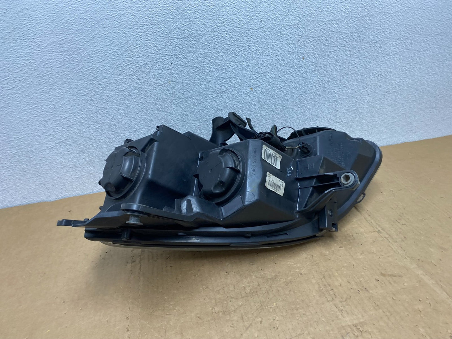 2007-2012 Gmc Acadia Halogen Headlight Right Passenger Side AD1317 DW6