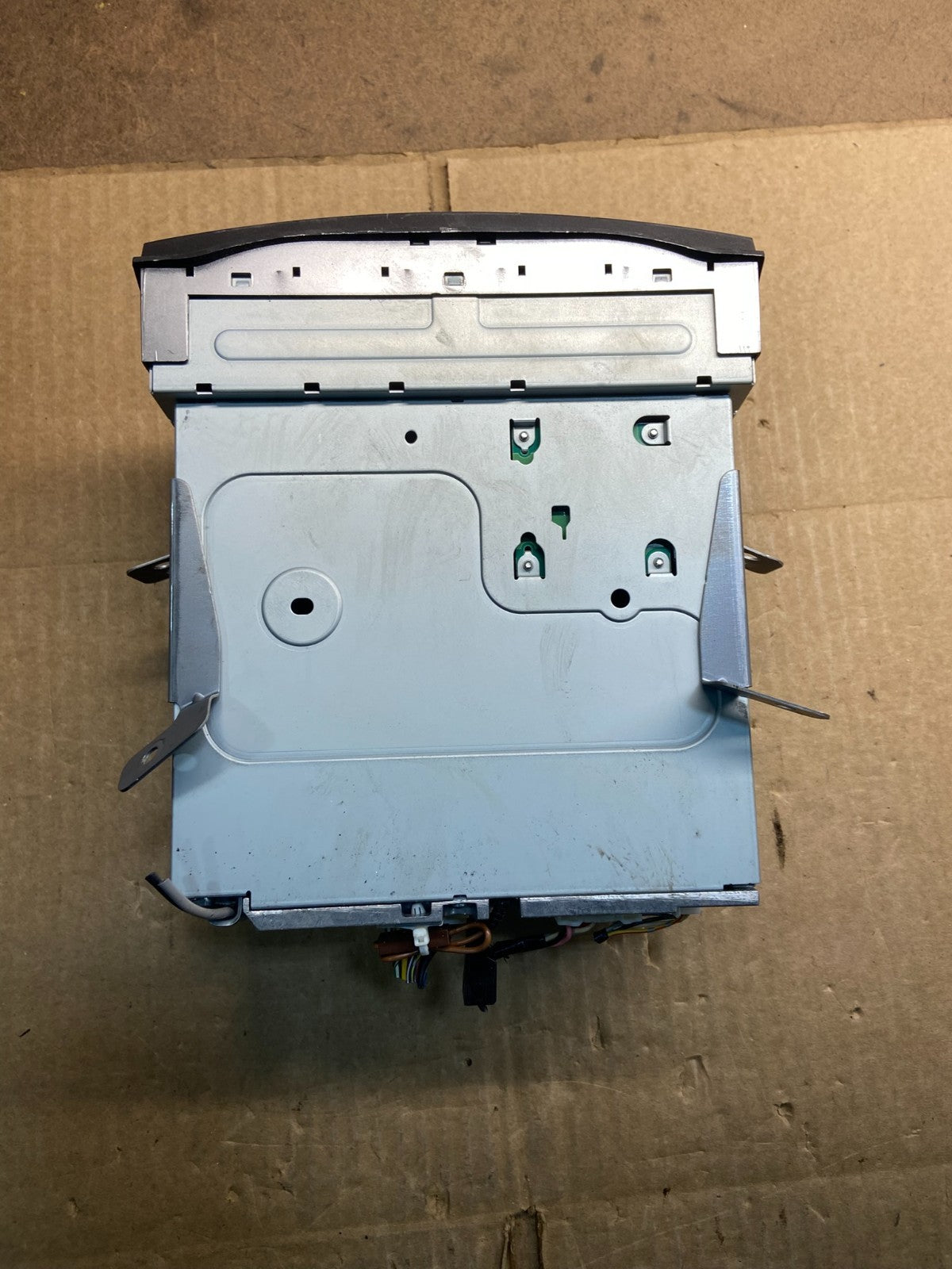 2010 - 2013 Subaru Outback Radio AM/FM CD Player mp3 Audio y7444 DG3