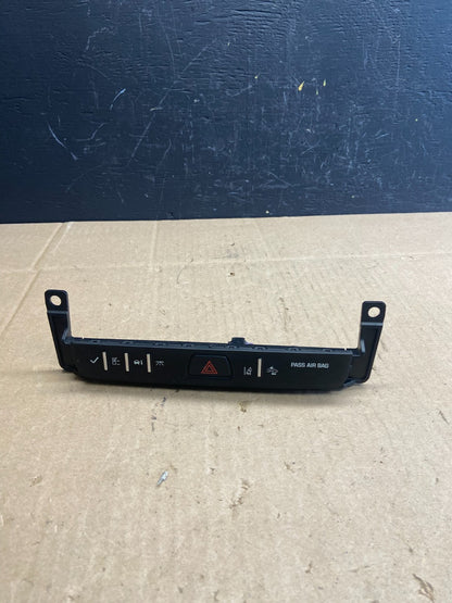 2013 - 2017 GMC Acadia Center Dash Hazard Warning Switch OEM AB9350 DG0