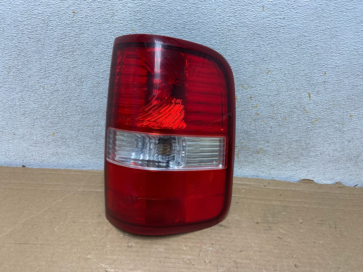 2004 to 2008 Ford F150 F-150 Right Passenger RH Side Tail Light AH8514 LK0