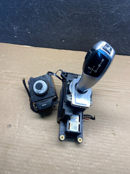 2007 to 2013 BMW X5 E70 Shift Shifter Selector Gear W/ Bezel AE4600 DG0