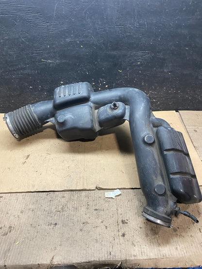 2011 - 2013 Dodge Durango 3.6L Resonator Air Intake Tube OEM  X3130 DG1
