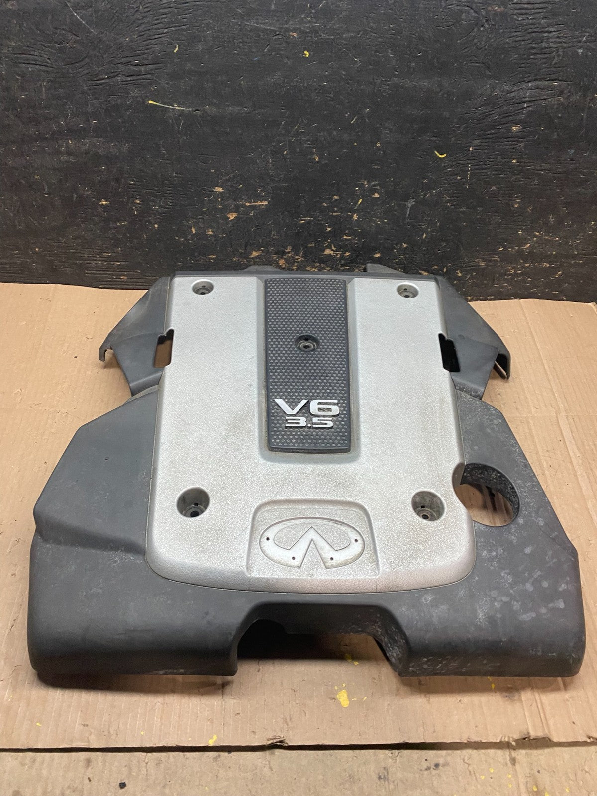 2007 to 2008  Infiniti G35 M35 EX35  Engine Cover Motor Shield Oem W4868 DG0