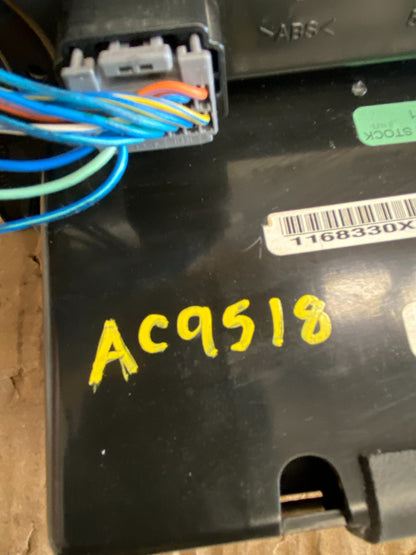 2005 to 2007 Chrysler 300 Dash Heater A/C Climate Control Radio Panel AC9518 DG7