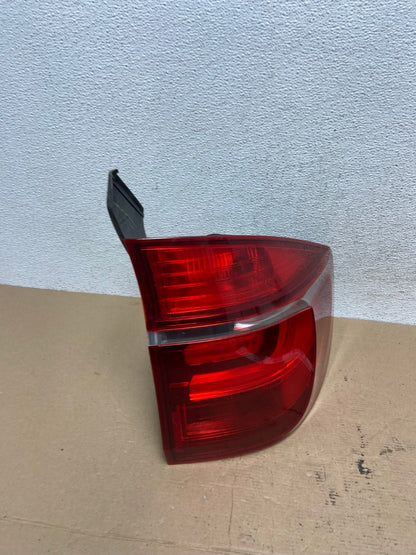 2011 2012 2013 Bmw X5 E70 Right Passenger Side Rh Tail Light AF4450 LK2