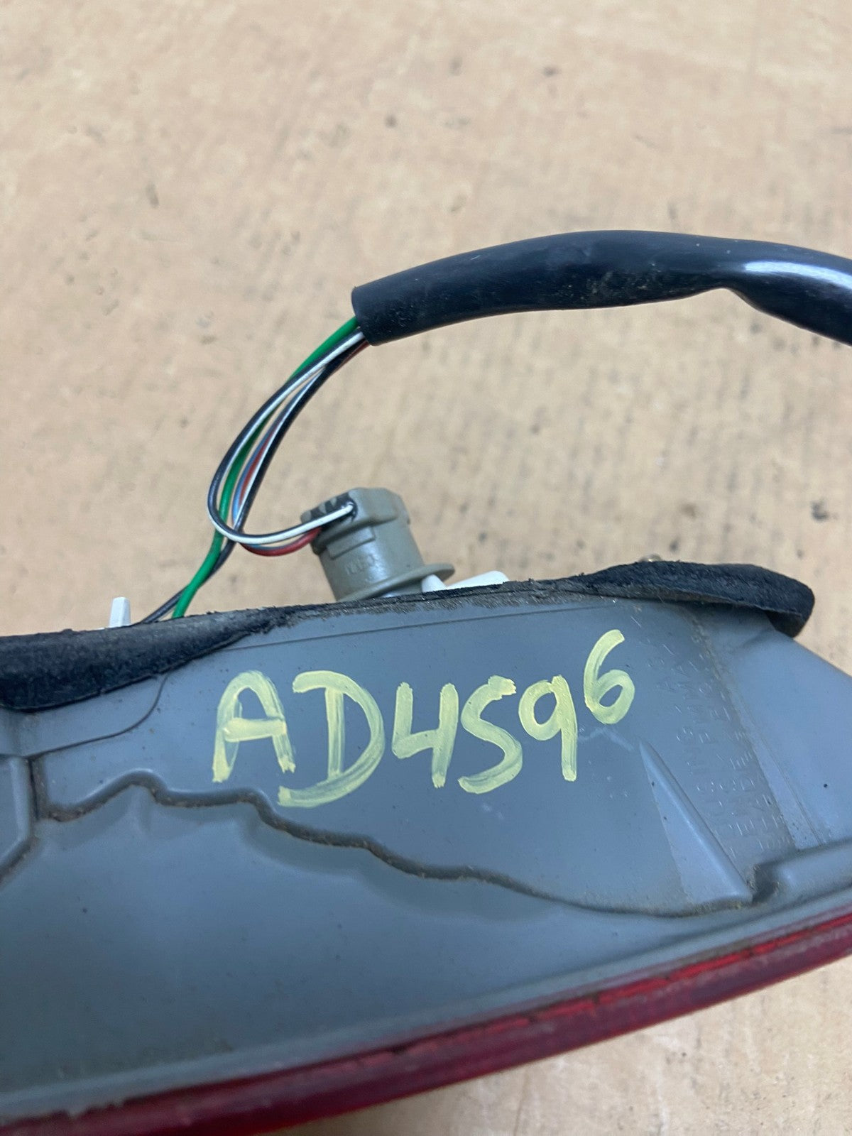2005-2010 Toyota Avalon Left Driver LH Side Tail Light Inner AD4596 LK7