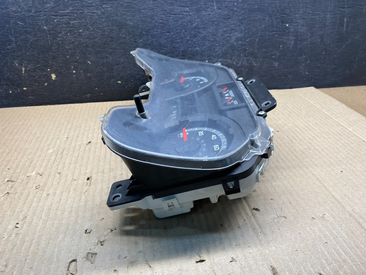 2011 to 2013 Ford E150 E250 E350 VAN Gauge Speedometer Cluster AI4915 DG2