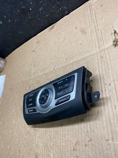 2009-2014 Nissan Murano AM FM Radio CD Control Panel Y5395 DG2