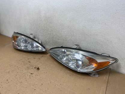 2002 2003 2004 Toyota Camry Left+Right Set Side Halogen Headlights AI1084 DW1
