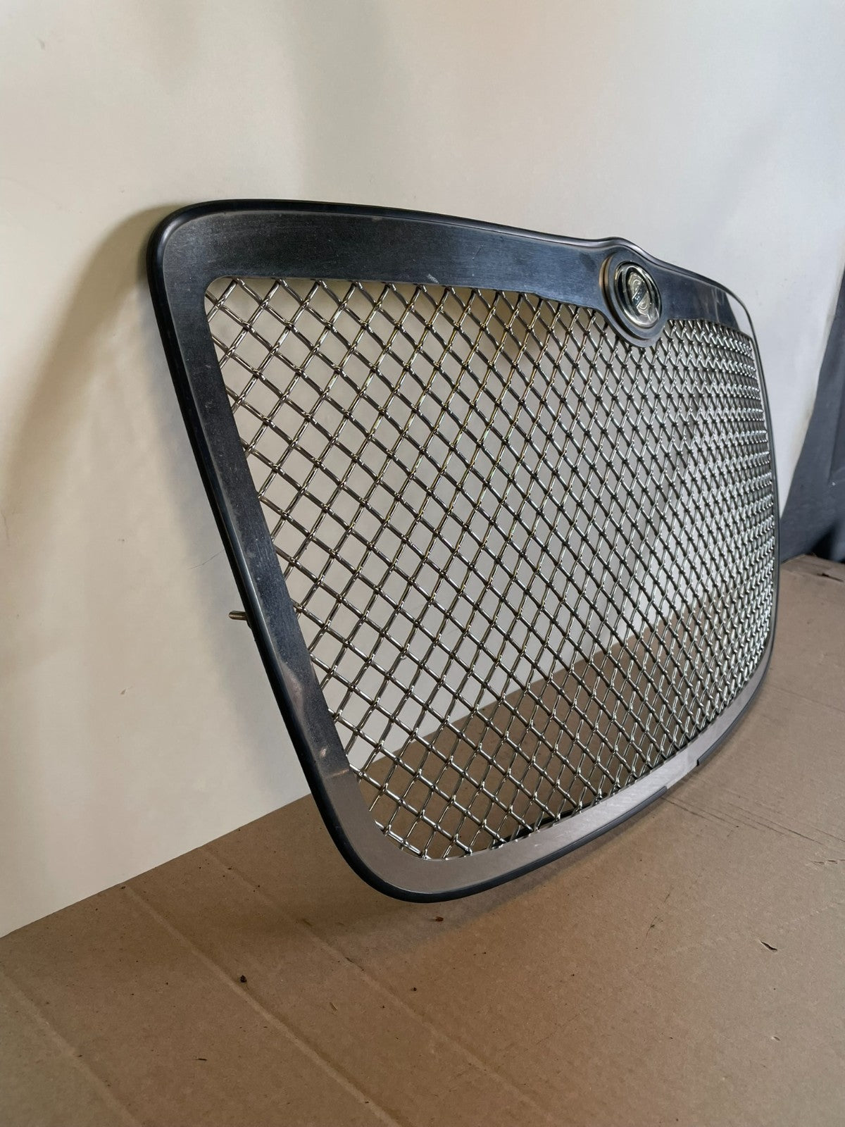2005 to 2010 Chrysler 300 300C Stainless Steel Metal Grille Grill AG0997 DG2