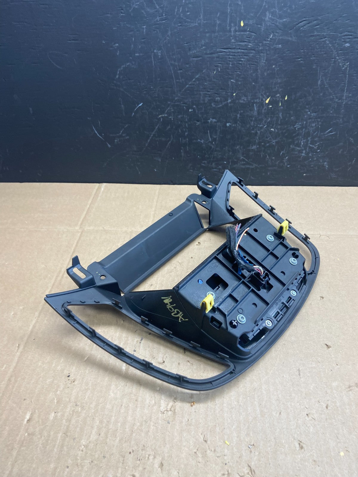 2013 2014 2015 2016 Ford Escape Dash Radio Control Panel Bezel AB9411 DG4