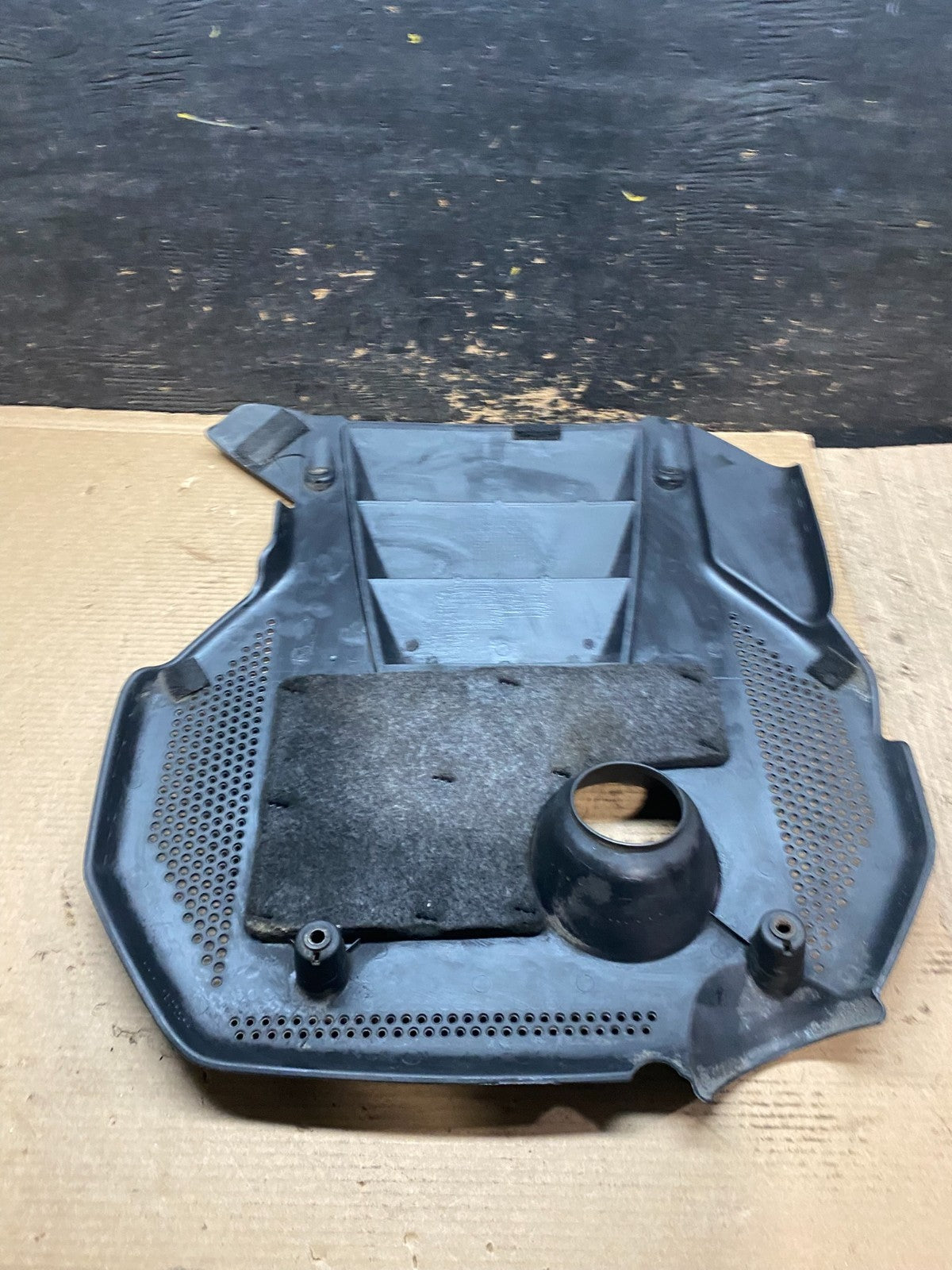 2006 to 2008 Hyundai Sonata V6 Engine Motor Shield Cover OEM V9397 DG5