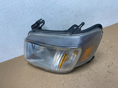 2008 to 2011 Mercury Mariner Left Driver LH Side Halogen Headlight AD8077 DW1