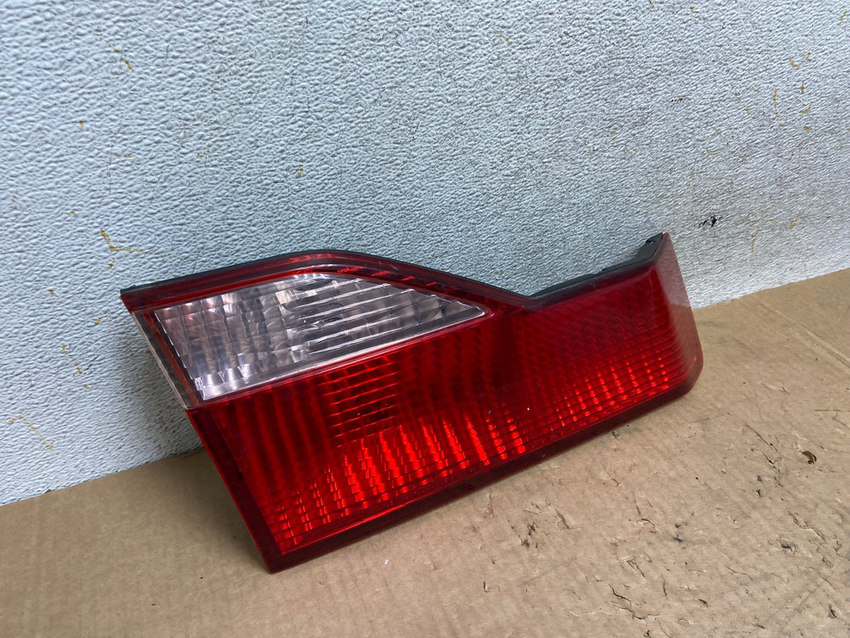 1998 to 2000 Honda Accord Left Driver LH Side Inner Tail Light AI5646 LK2
