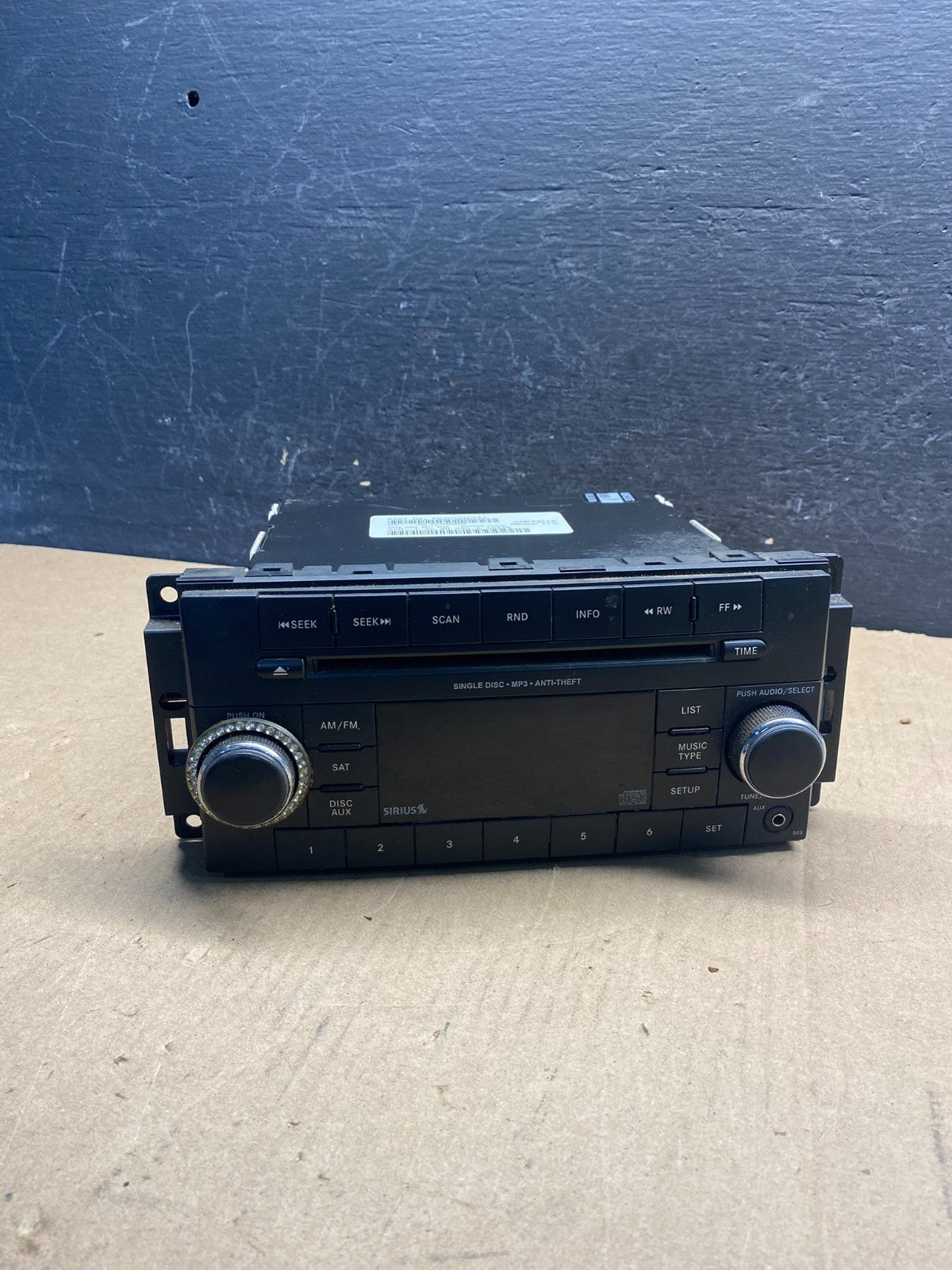 2007 2014 Jeep Dodge Chrysler Screen Display CD Player Satellite Radio AE7403 DG0