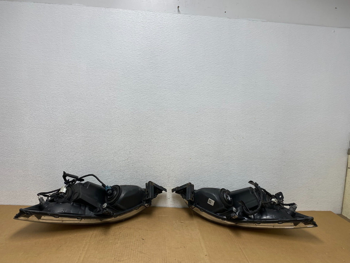 2003 - 2007 Honda Accord Left+Right Set Halogen Headlights AC8450 DW7