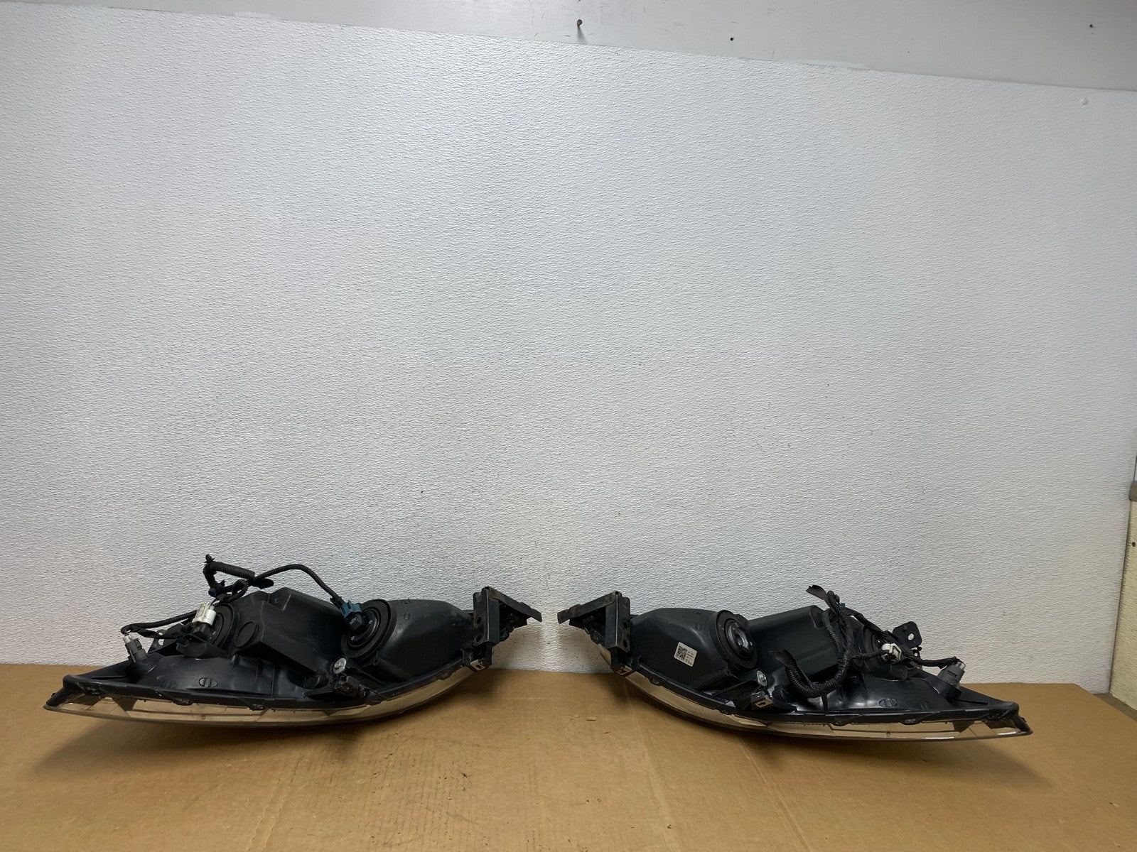 2003 - 2007 Honda Accord Left+Right Set Halogen Headlights AC8450 DW7