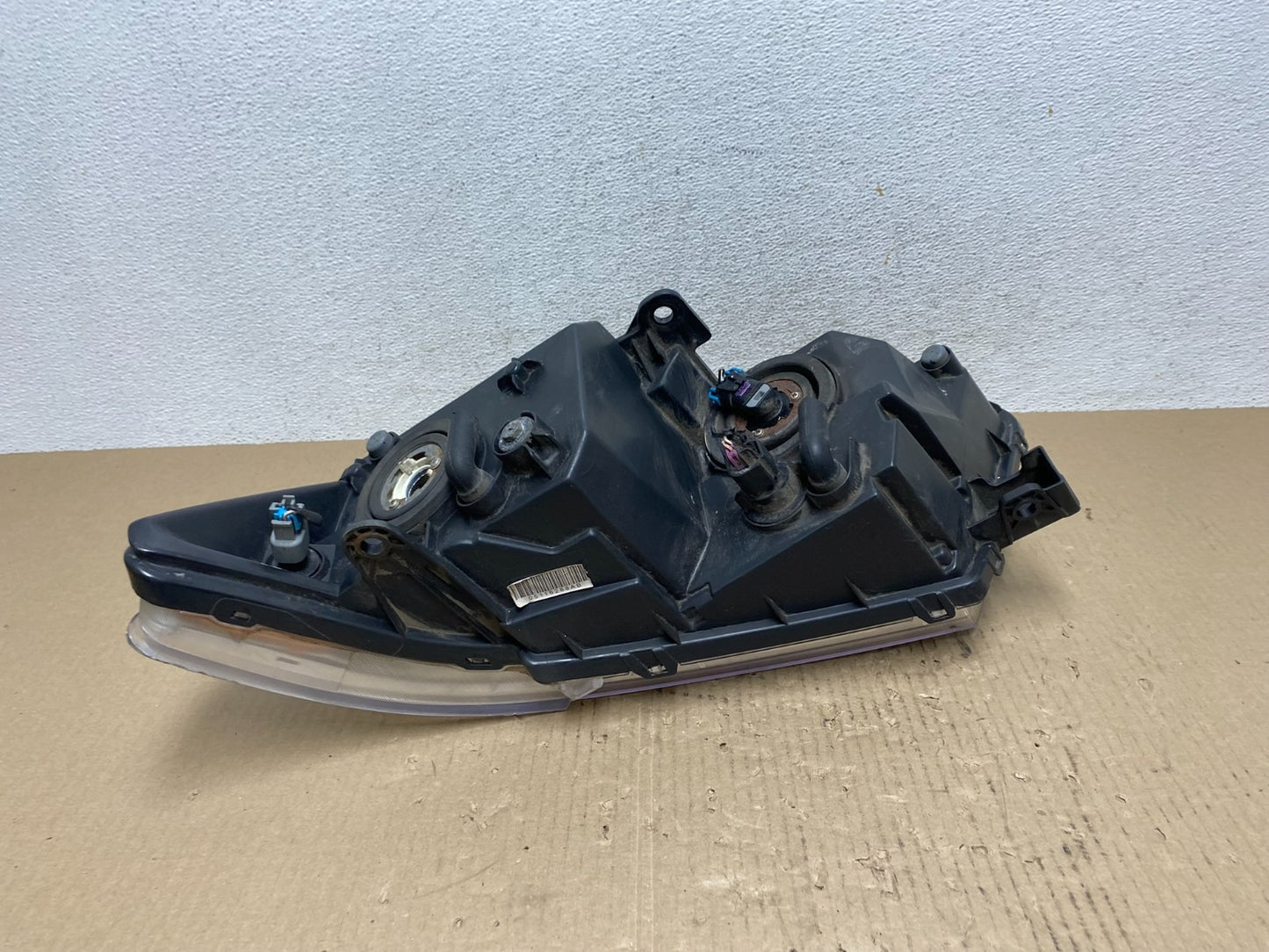 2009 to 2017 Dodge Journey Headlight Right Passenger Rh Halogen AE7061 DW4