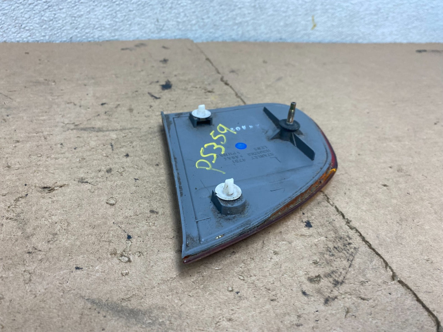 1998 to 2002 Chevrolet Prizm Left Driver LH Side Inner Tail Light OEM P5359 DW5