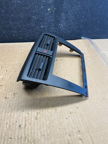 2007-2009 Suzuki XL7 XL-7 Center Radio Dash Trim Air Vent Bezel ad6798 DG1