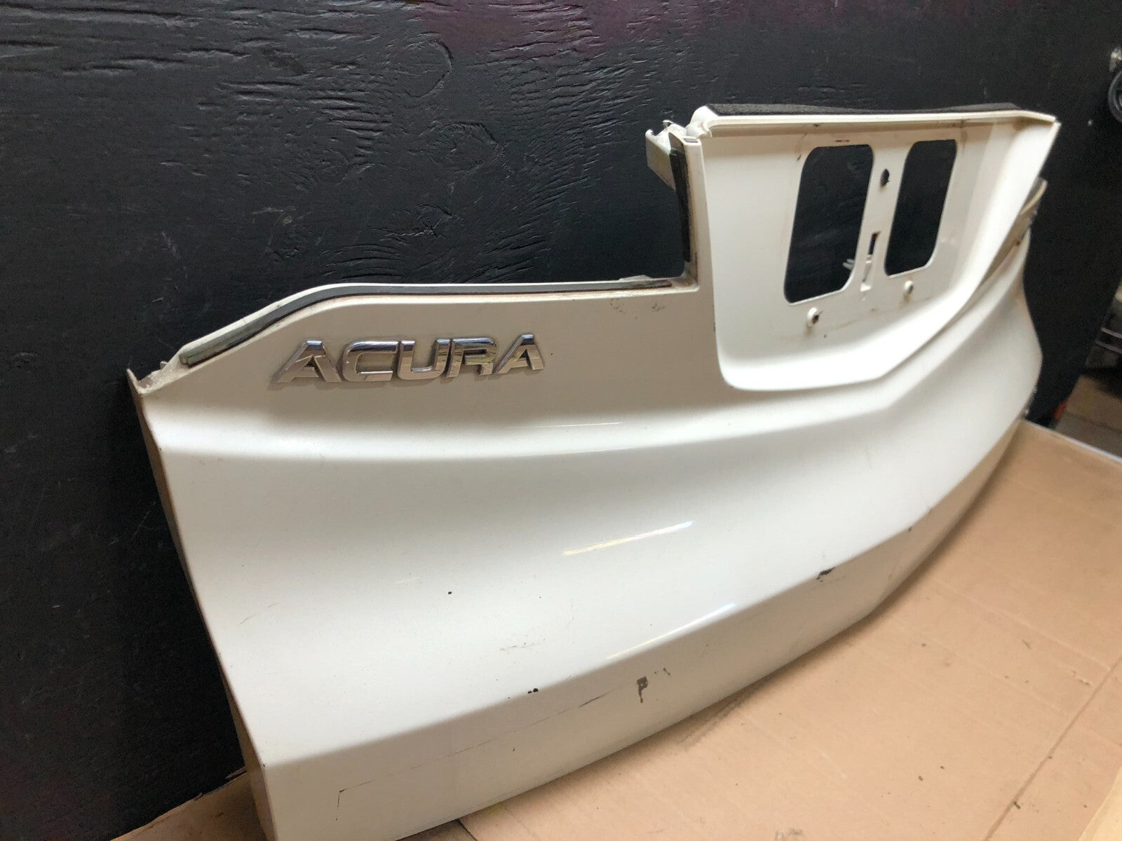 2007 2008 2009 Acura RDX Rear Trunk Panel Moulding D9255 PS2