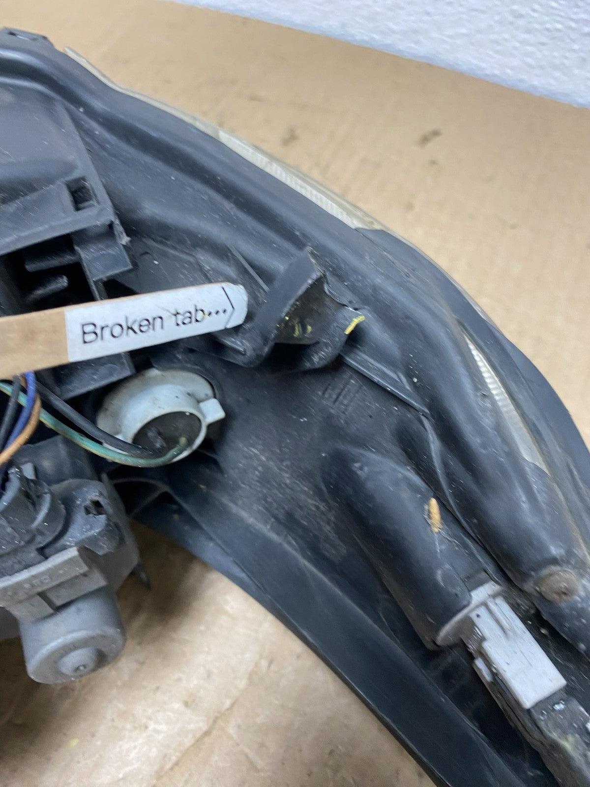 2004 to 2008 Infiniti Fx35 Hid Xenon Left Driver LH Side Headlight Oem AB8447 DW7