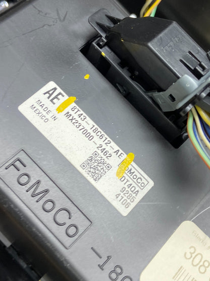 2007 - 2010 Ford Edge Heater Climate Control Radio Control Dash Bezel af2584 DG6