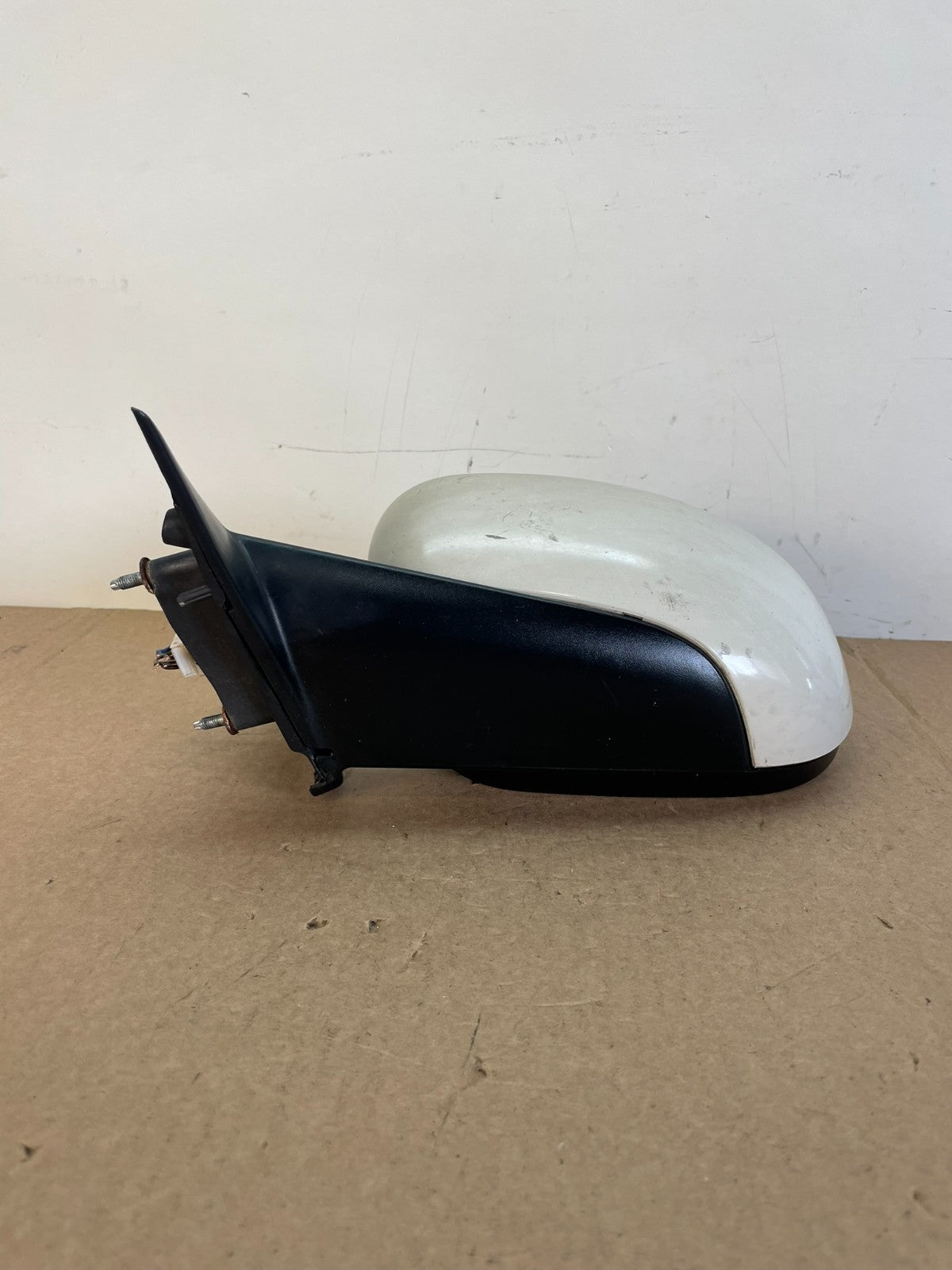 2005 to 2010 Chrysler 300 Left Driver LH View Door Mirror AH6196 DW3