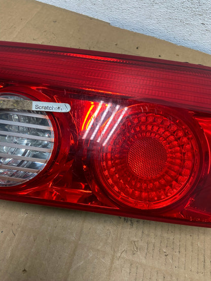 2006 to 2010 Toyota Sienna Right Passenger Rh Inner Tail Light AD0819 LK3