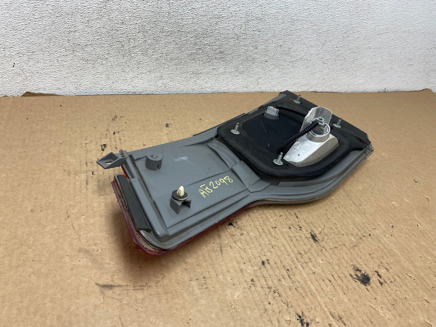 2008 to 2010 Honda Odyssey Left Driver LH Side Tail Light Inner AG2098 LK9