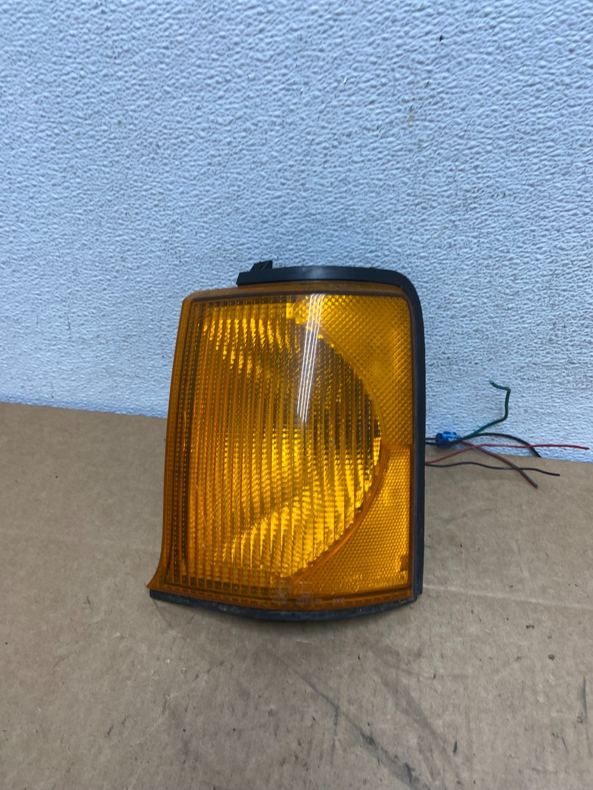 1999-2000 Land Rover Discovery Front Left Driver LH Turn Signal Light AD6214 DG0