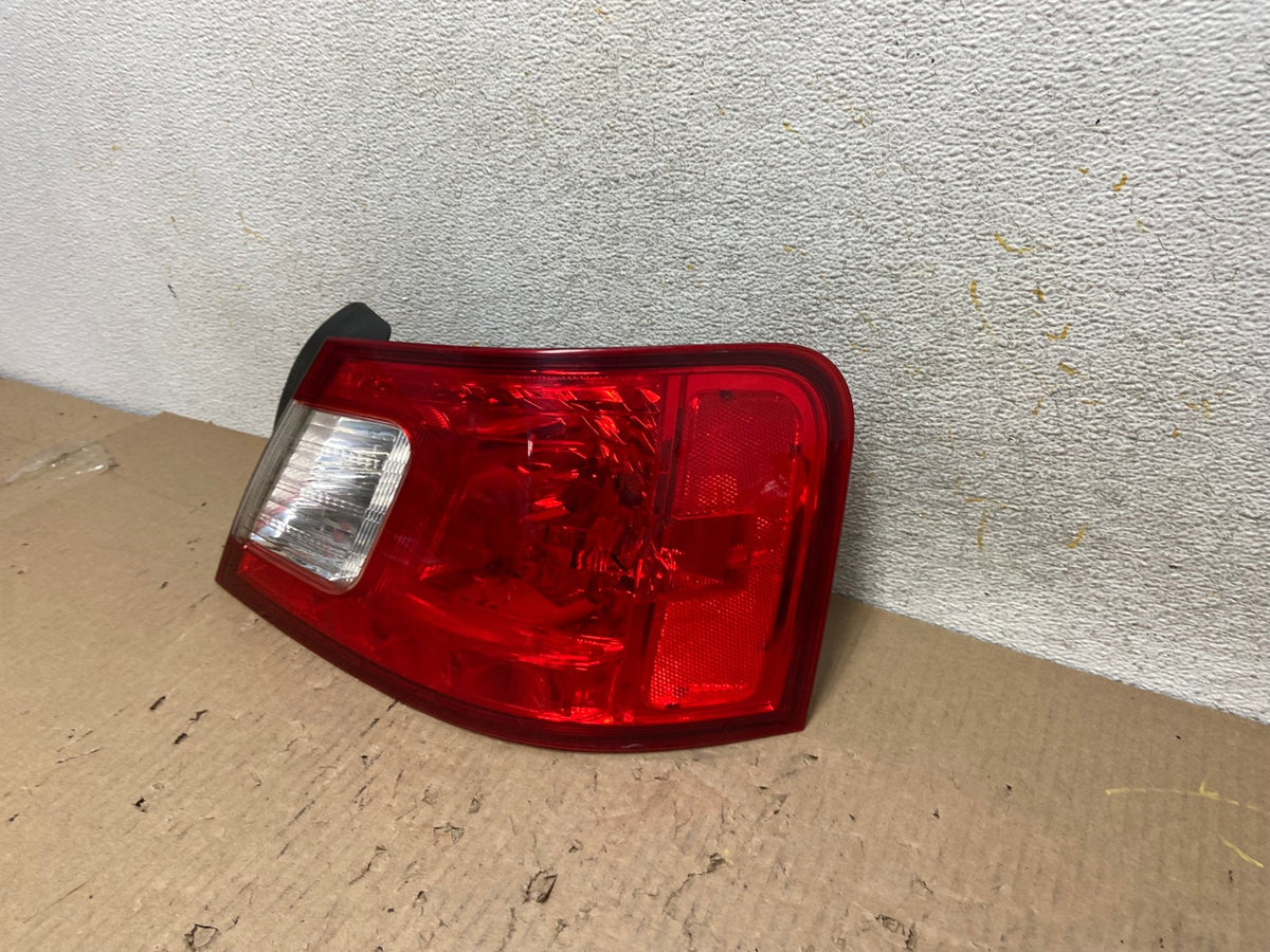 2009 2010 2011 2012 Mitsubishi Galant Right Passenger Tail Light AH5993 LK2